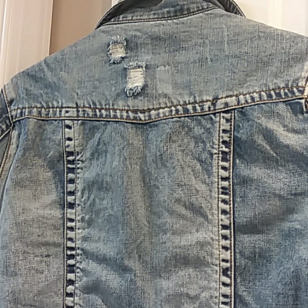 Jacket - Picture 3 of 4